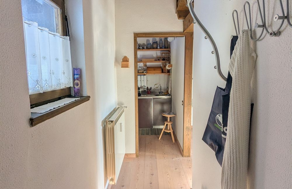 TRILOCALE CON BALCONE, CANTINA E GARAGE – IMMERSO NELLA NATURA DI TREMALZO - Vendita Appartamento trilocale Loc. Tremalzo Valle di Ledro