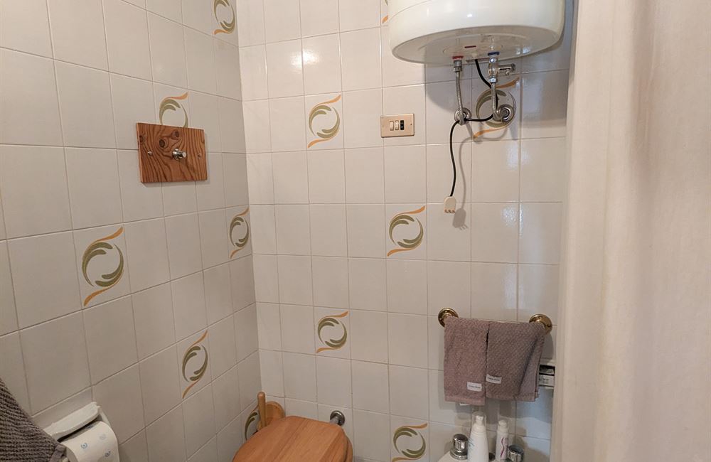 TRILOCALE CON BALCONE, CANTINA E GARAGE – IMMERSO NELLA NATURA DI TREMALZO - Vendita Appartamento trilocale Loc. Tremalzo Valle di Ledro