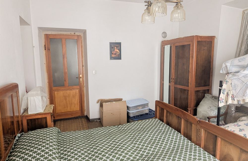 EDIFICIO CIELO-TERRA NEL CENTRO STORICO DI BEZZECCA - Vendita Edificio terra-cielo Ledro (fraz. Bezzecca) Valle di Ledro