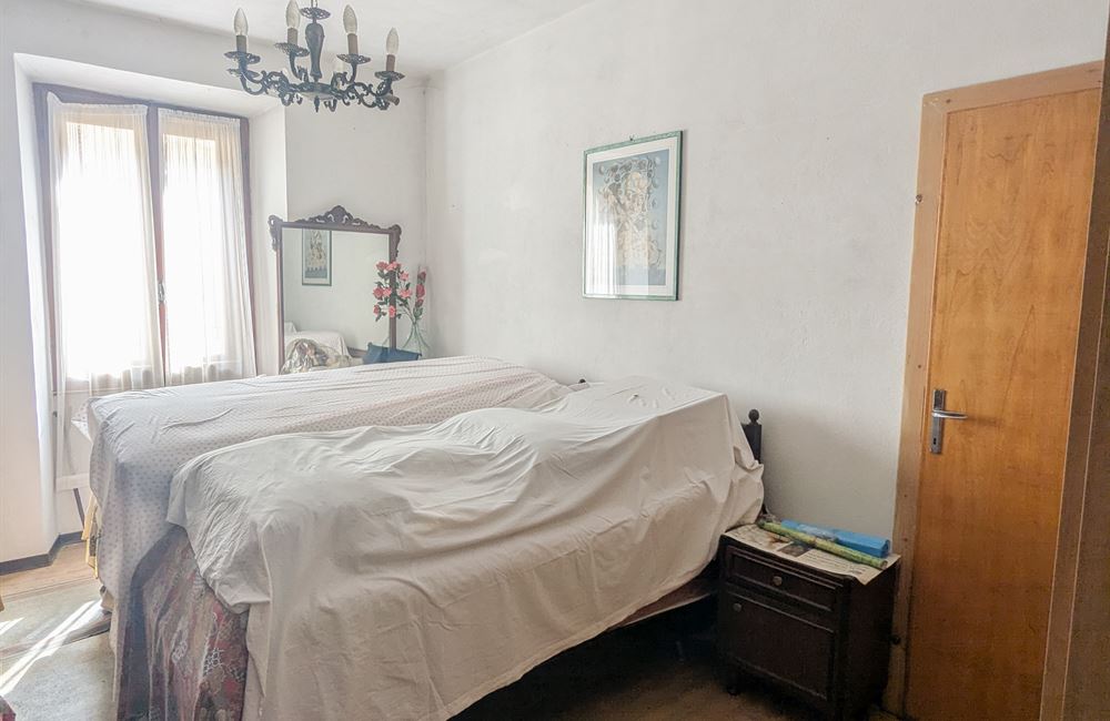 EDIFICIO CIELO-TERRA NEL CENTRO STORICO DI BEZZECCA - Vendita Edificio terra-cielo Ledro (fraz. Bezzecca) Valle di Ledro