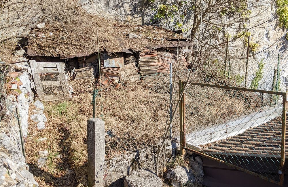 EDIFICIO CIELO-TERRA NEL CENTRO STORICO DI BEZZECCA - Vendita Edificio terra-cielo Ledro (fraz. Bezzecca) Valle di Ledro