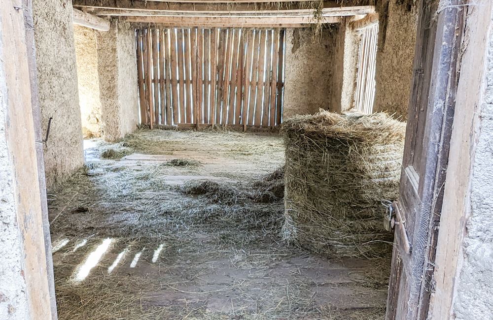 ANTICO FIENILE DA RISTRUTTURARE A LOCCA - Vendita Fienile Ledro (fraz. Locca) Valle di Ledro