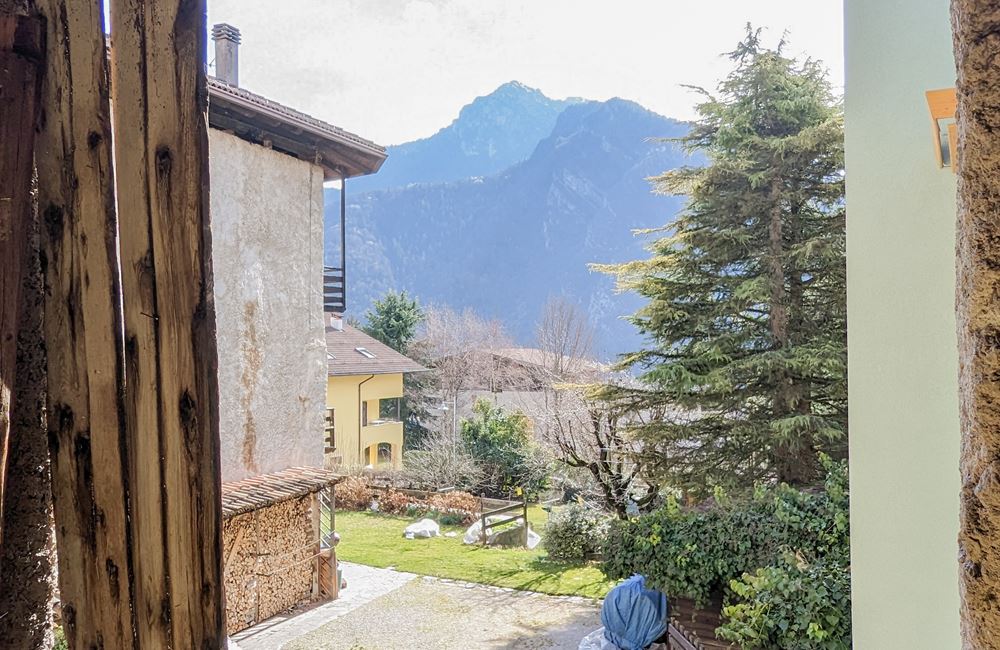 ANTICO FIENILE DA RISTRUTTURARE A LOCCA - Vendita Fienile Ledro (fraz. Locca) Valle di Ledro