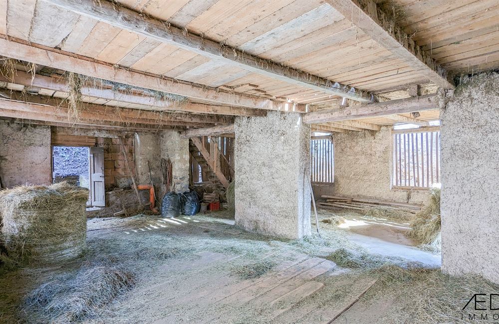 ANTICO FIENILE DA RISTRUTTURARE A LOCCA - Vendita Fienile Ledro (fraz. Locca) Valle di Ledro