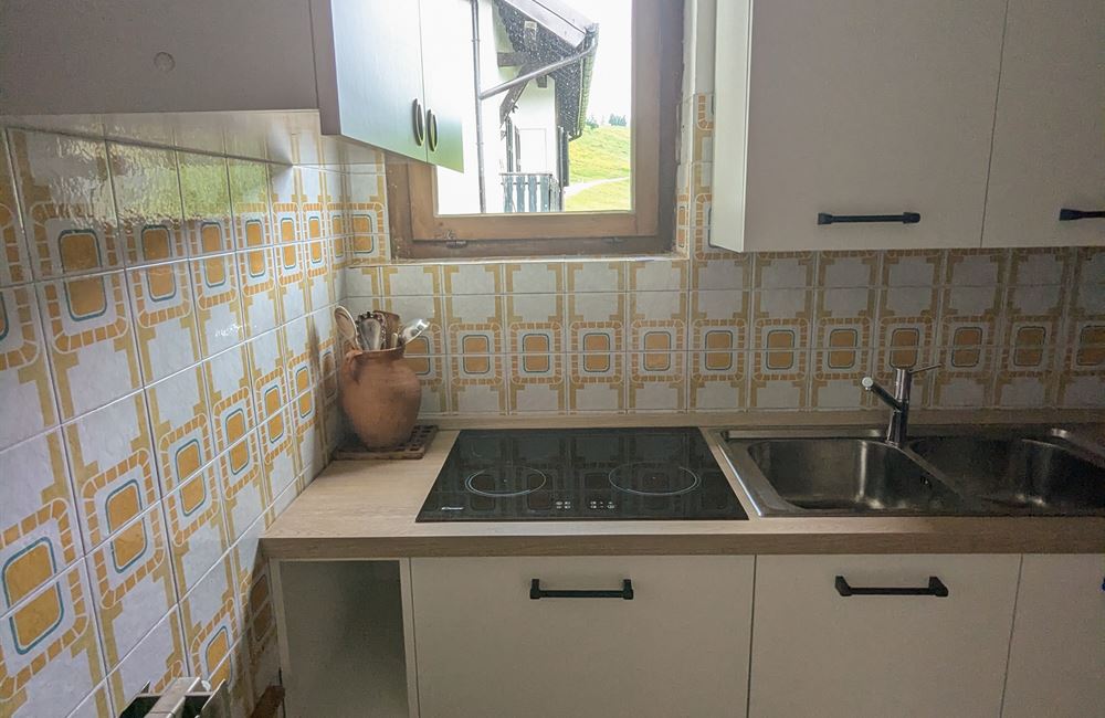BILOCALE CON BALCONE E CANTINA A TREMALZO - Vendita Appartamento bilocale Ledro (loc. Tremalzo) Valle di Ledro