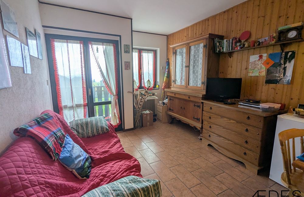 TRILOCALE CON BALCONE E CANTINA NEL CUORE DELLA NATURA DI TREMALZO - Vendita Appartamento trilocale Ledro (loc. Tremalzo) Valle di Ledro