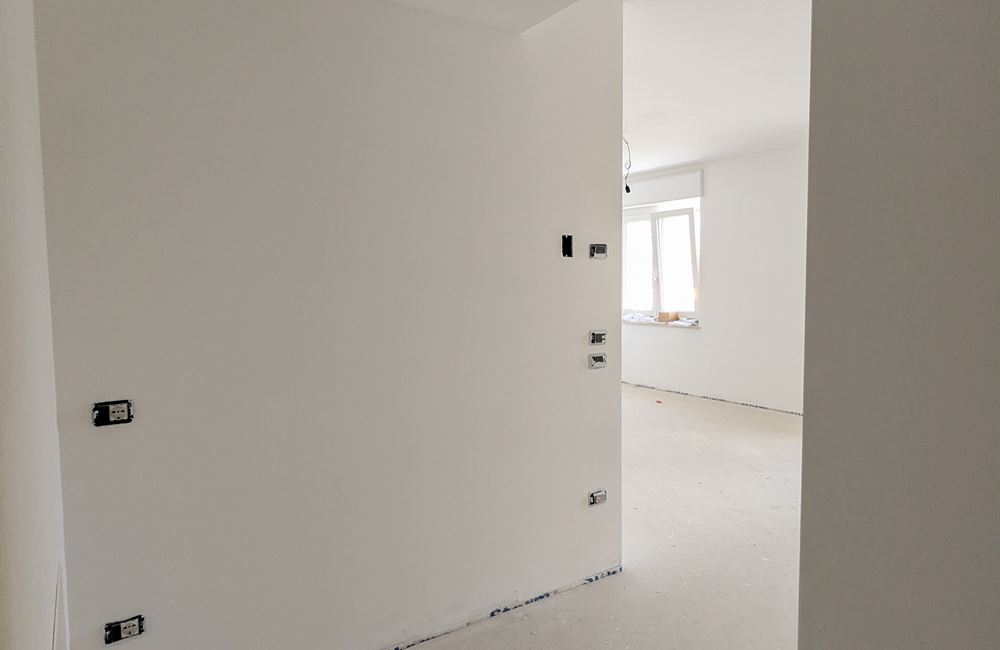 APPARTAMENTO QUADRILOCALE AD ARCO CON BALCONI, GARAGE E CANTINE - Vendita Appartamento quadrilocale Arco Lago di Garda
