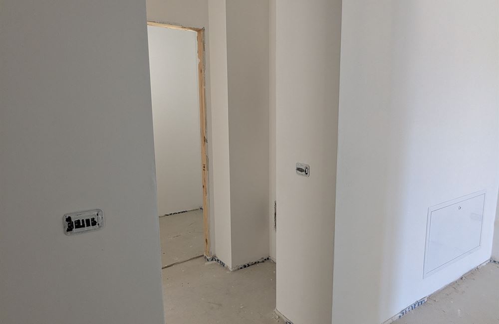 APPARTAMENTO QUADRILOCALE AD ARCO CON BALCONI, GARAGE E CANTINE - Vendita Appartamento quadrilocale Arco Lago di Garda