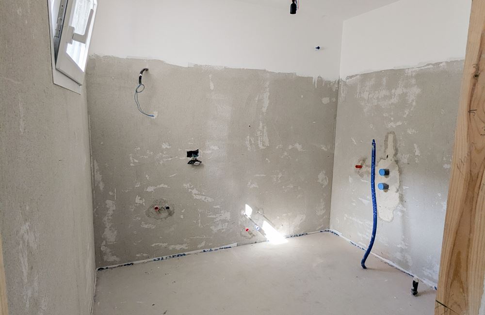 APPARTAMENTO QUADRILOCALE AD ARCO CON BALCONI, GARAGE E CANTINE - Vendita Appartamento quadrilocale Arco Lago di Garda