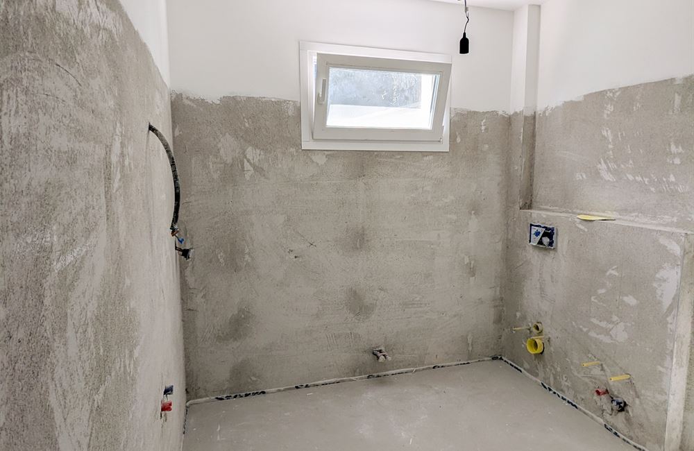APPARTAMENTO QUADRILOCALE AD ARCO CON BALCONI, GARAGE E CANTINE - Vendita Appartamento quadrilocale Arco Lago di Garda