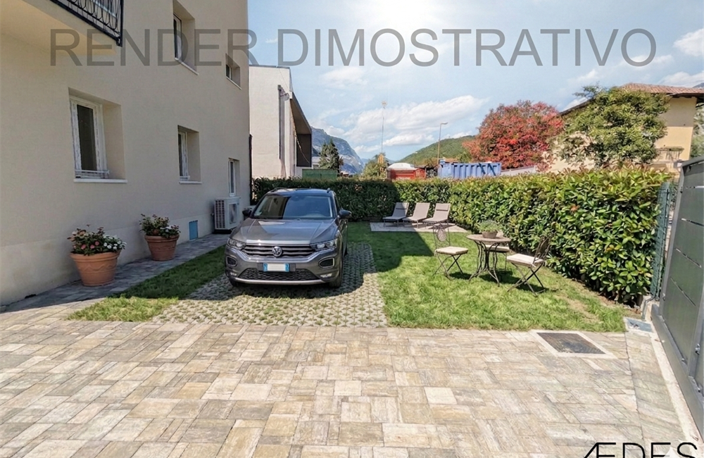  APPARTAMENTO TRILOCALE AD ARCO CON CORTILE, CANTINA E POSTI AUTO - Vendita Appartamento trilocale Arco Lago di Garda