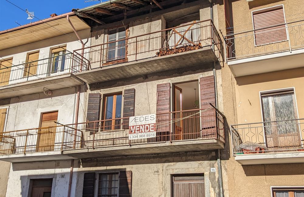 EDIFICIO CIELO-TERRA DA RISTRUTTURARE